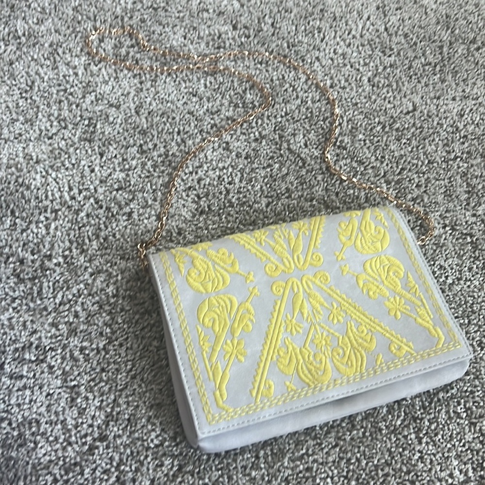 Urban expressions embroidered clutch crossbody pu leather set of two euc boho - Picture 6 of 10